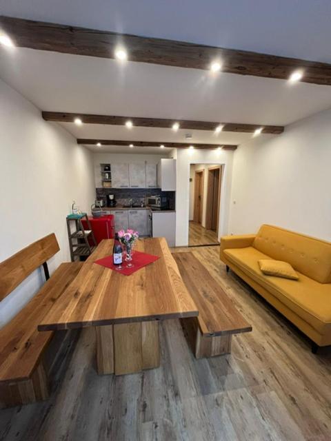 Gasthof Zum Ott Staudach-Egerndach Εξωτερικό φωτογραφία